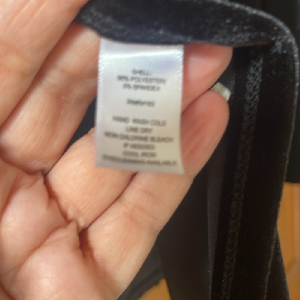 Marc New York Sequins and Velvet Top Vest NWT - Picture 7 of 7